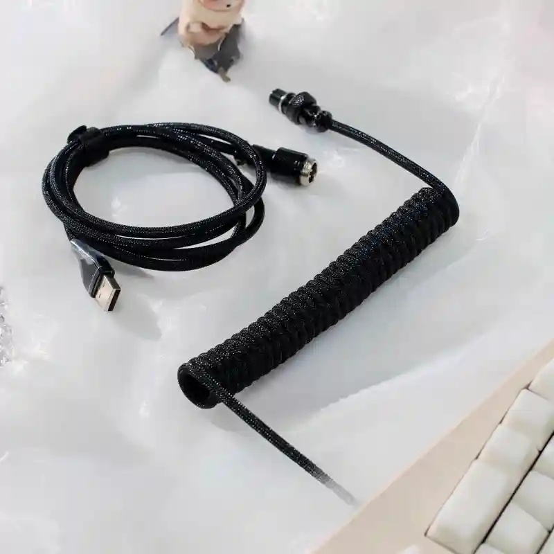 Kabel zasilający do klawiatury – Type C Detachable Cable Coiled Keyboard recenzja i cena